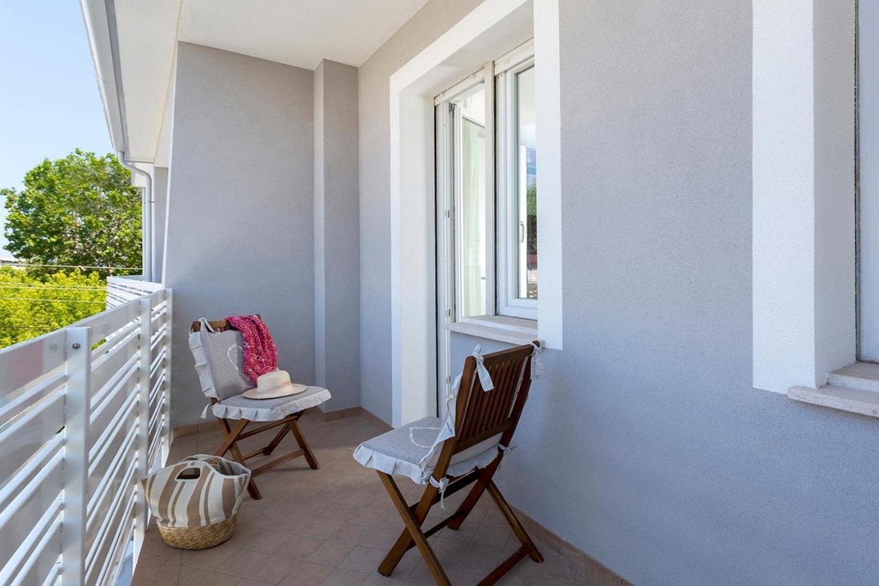 Appartamenti Villa Miramare Rimini Dış mekan fotoğraf