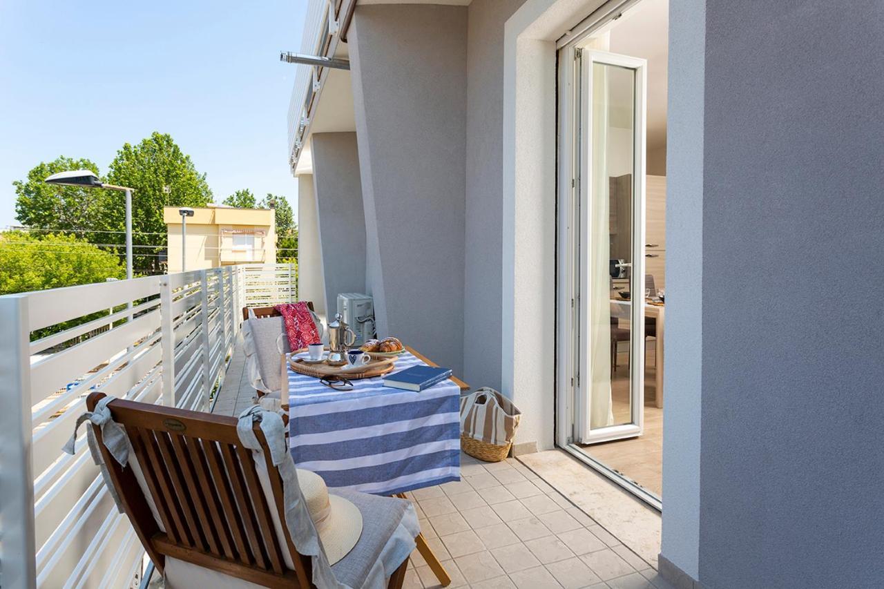 Appartamenti Villa Miramare Rimini Dış mekan fotoğraf