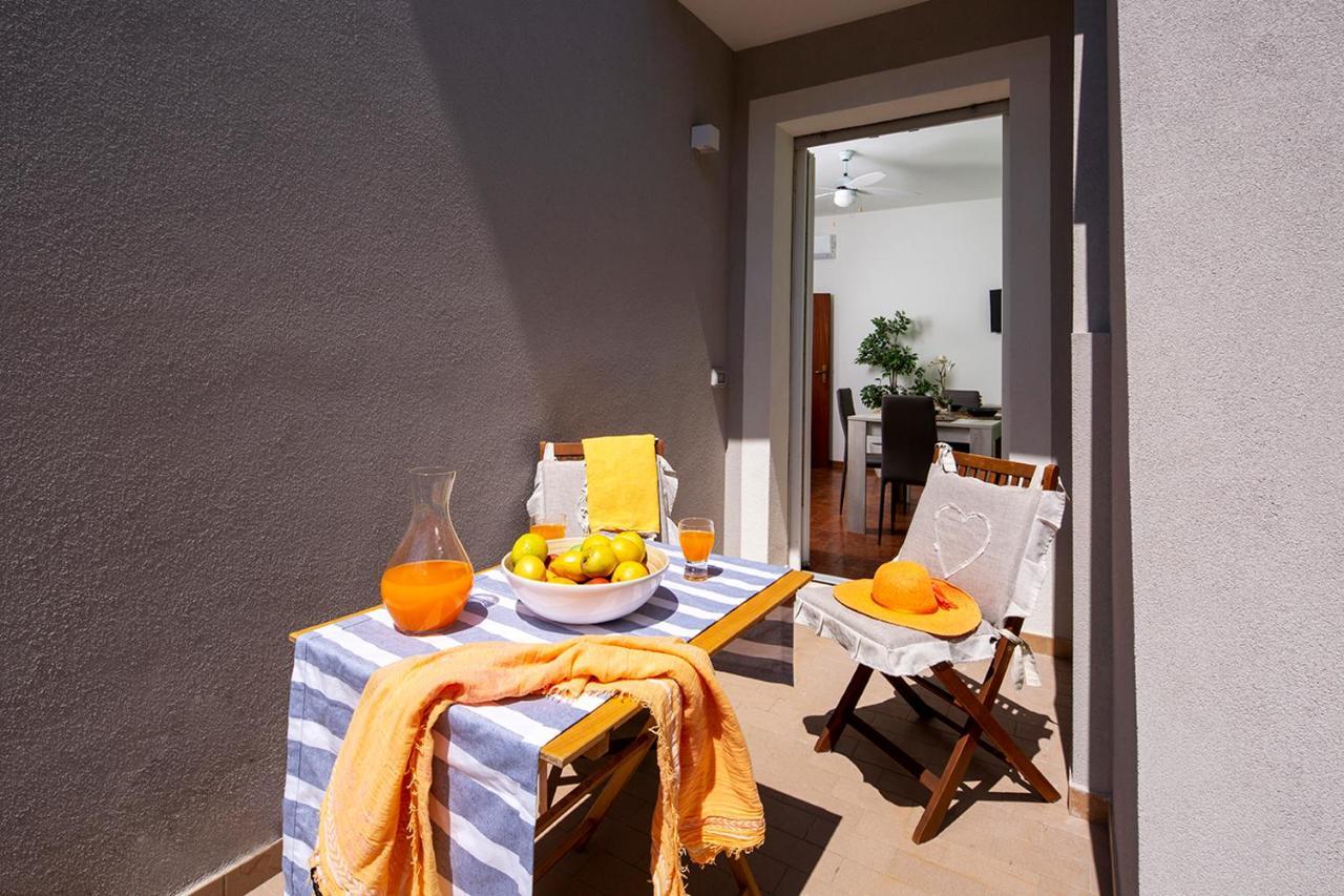 Appartamenti Villa Miramare Rimini Dış mekan fotoğraf