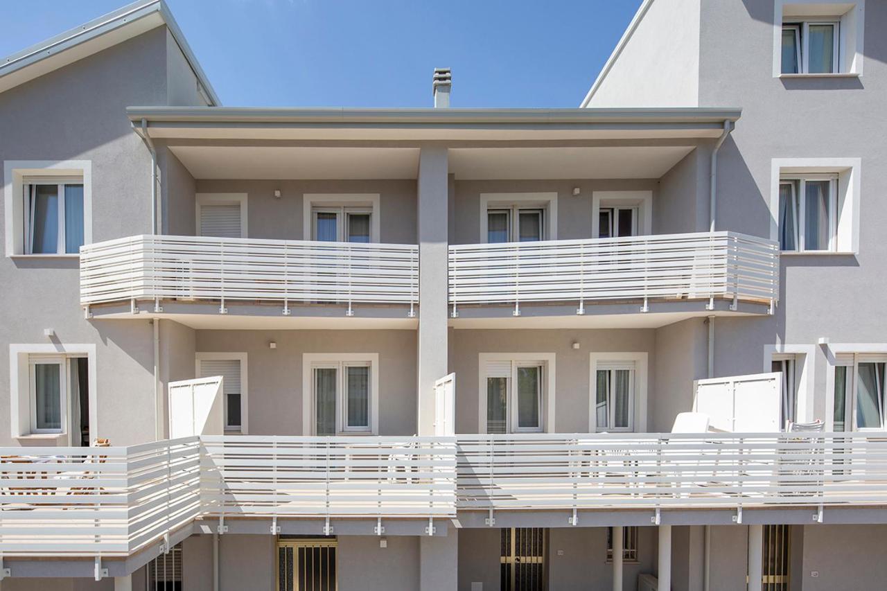 Appartamenti Villa Miramare Rimini Dış mekan fotoğraf